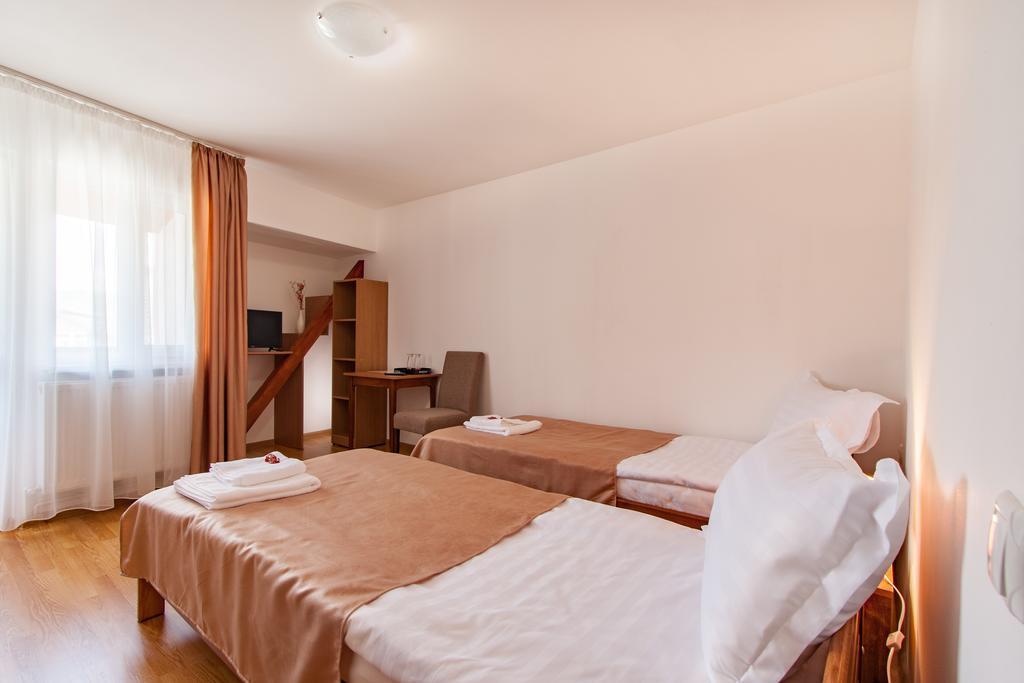 Casa Arbo Hotel Călimăneşti Eksteriør billede